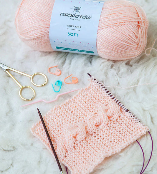 Lana Bebe Soft Revesderecho Ovillo 100 Grs