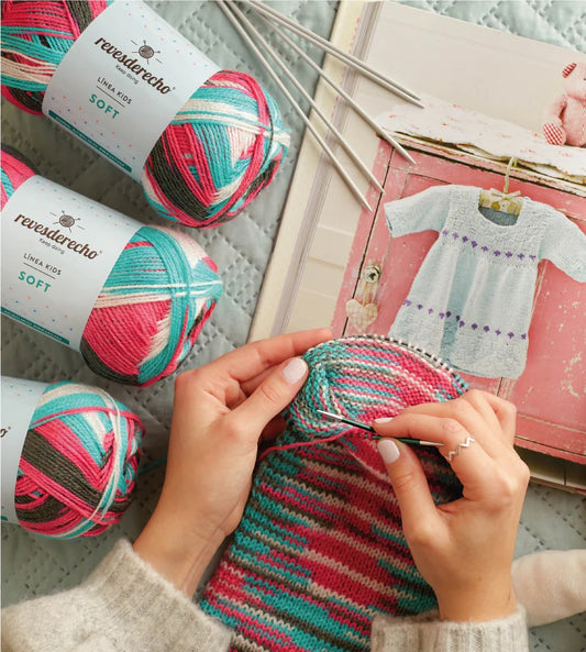 Lana Bebe Soft Mix Revesderecho Ovillo 100 Grs